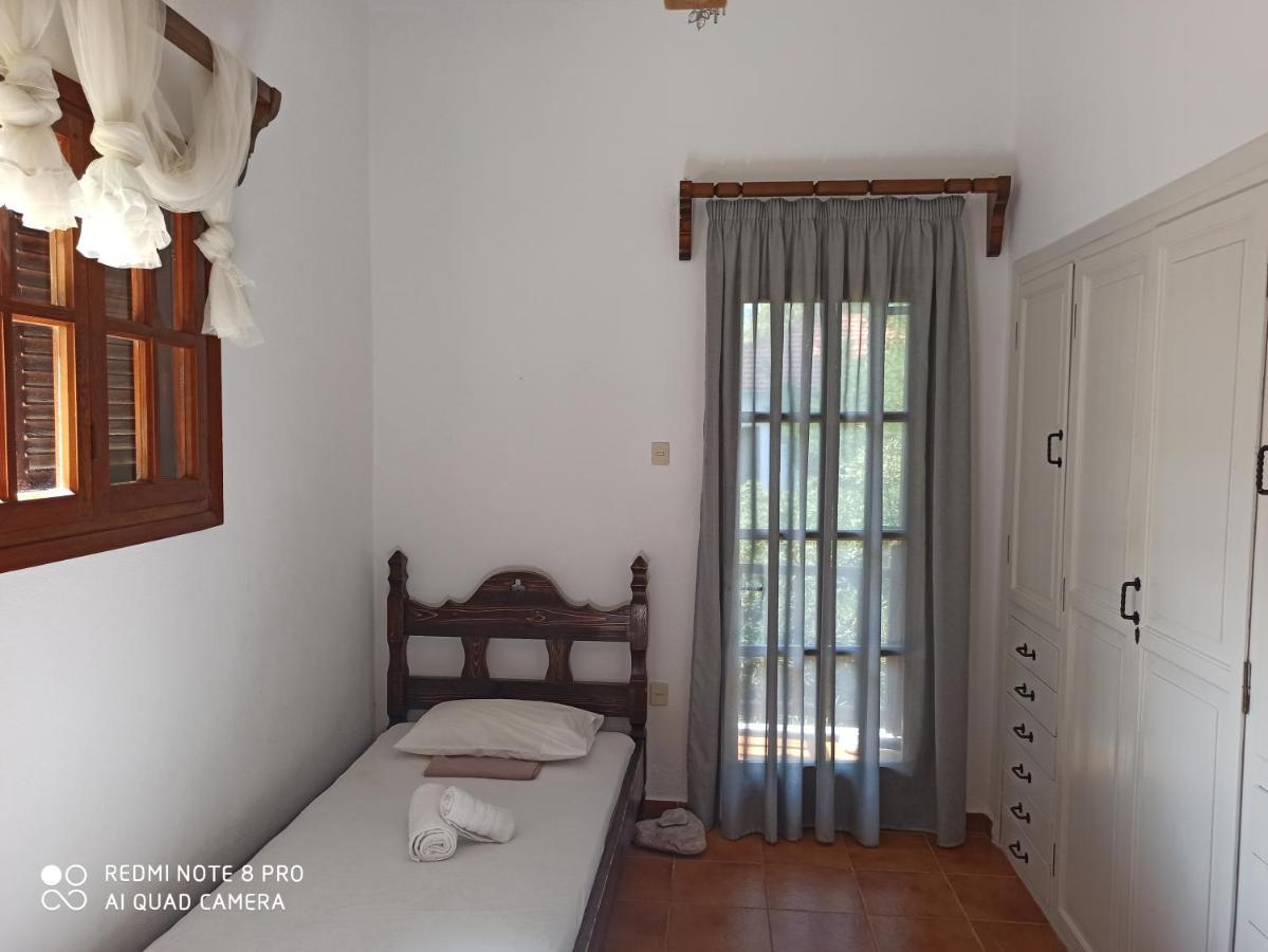 Villa Dovas House Chorefton Esterno foto