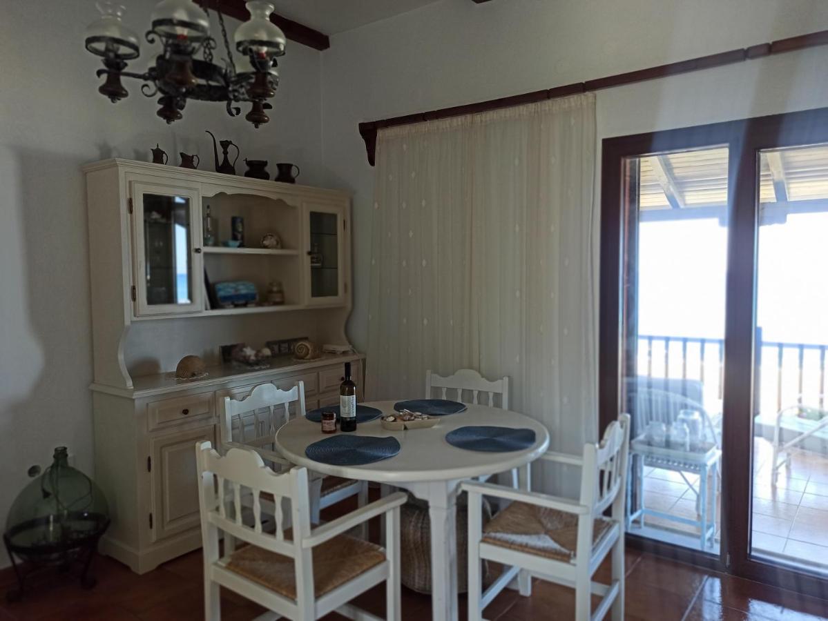 Villa Dovas House Chorefton Esterno foto