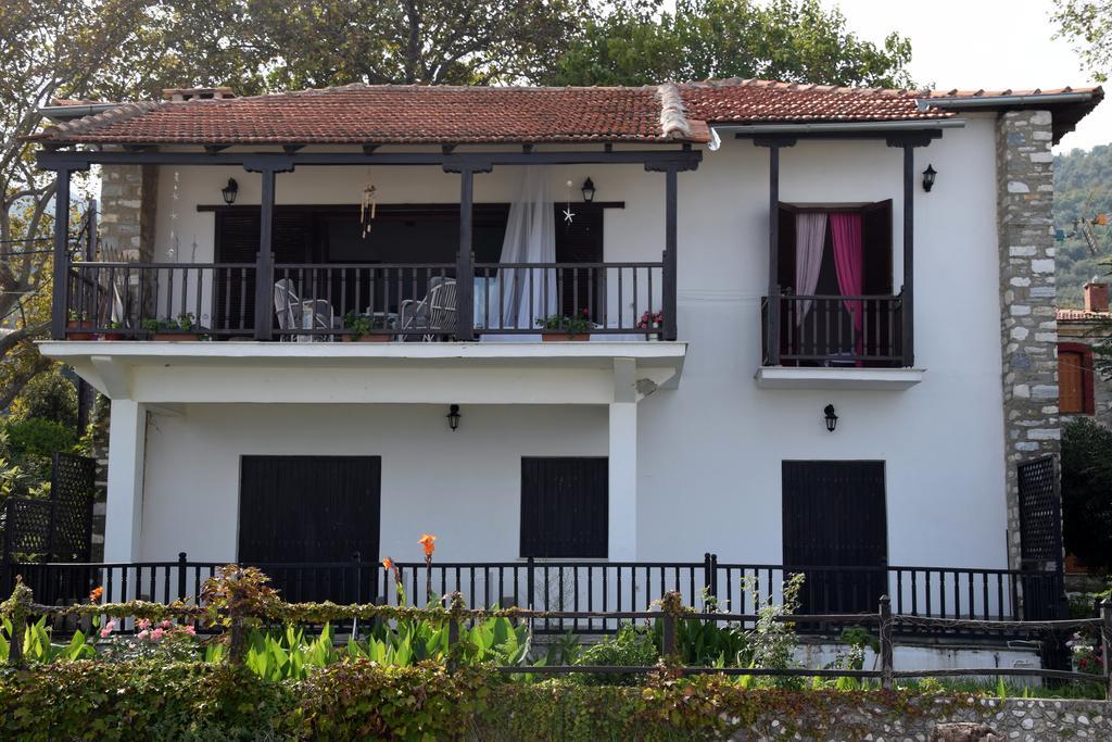 Villa Dovas House Chorefton Esterno foto